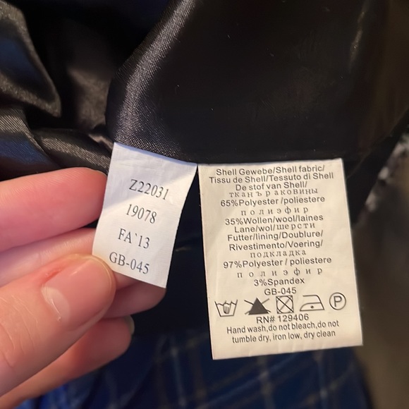 Venus Tweed plaid mini skirt in black and white - Picture 7 of 7